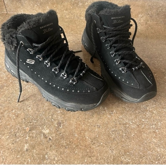 Skechers Hiker Hiking Boot Size 8 Womens Black Faux Fur Trim Leather Winter Snow - Picture 1 of 5